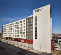 Hilton Des Moines Downtown Exterior