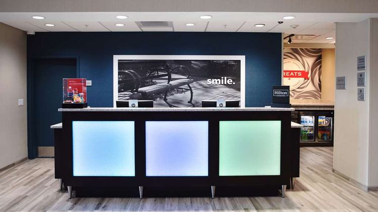 Hampton Inn/Suites Des Moines/Urbandale Lobby