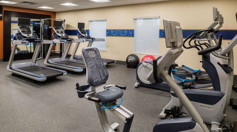 <b>Hampton Inn & Suites Wixom Health</b>. Images powered by <a href="https://iceportal.shijigroup.com/" title="IcePortal" target="_blank">IcePortal</a>.