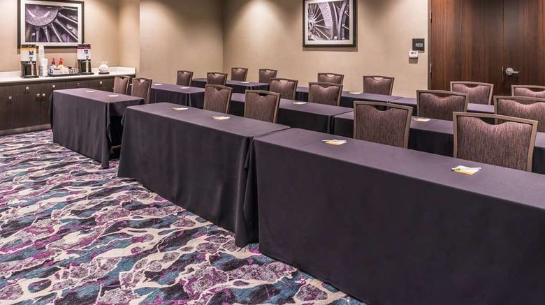 <b>Hampton Inn & Suites Wixom Meeting</b>. Images powered by <a href="https://iceportal.shijigroup.com/" title="IcePortal" target="_blank">IcePortal</a>.