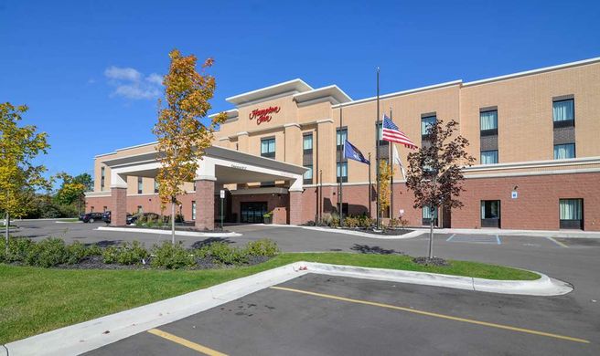 Hampton Inn Brighton Exterior