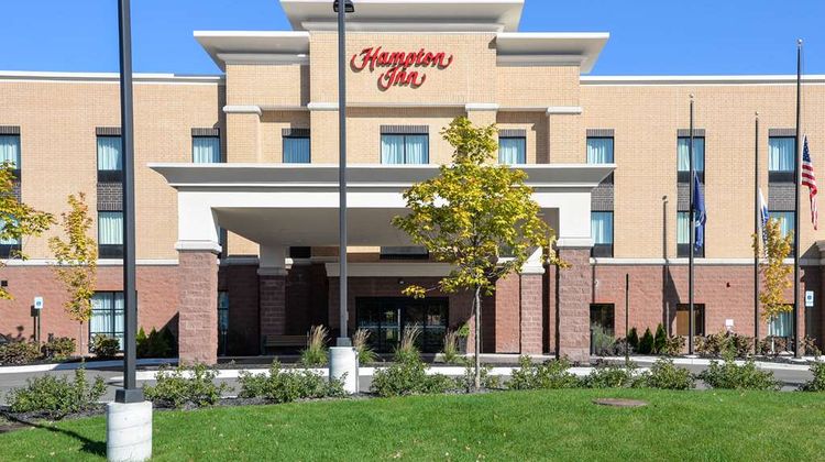 Hampton Inn Brighton Exterior