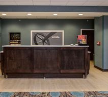 Hampton Inn Brighton Lobby