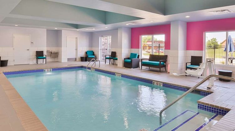 Hampton Inn Emporia Pool