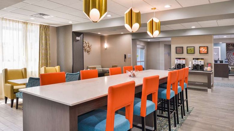 <b>Hampton Inn Emporia Restaurant</b>. Images powered by <a href="https://iceportal.shijigroup.com/" title="IcePortal" target="_blank">IcePortal</a>.
