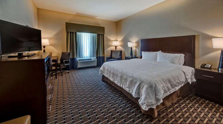 <b>Hampton Inn Indianola Room</b>. Images powered by <a href="https://iceportal.shijigroup.com/" title="IcePortal" target="_blank">IcePortal</a>.