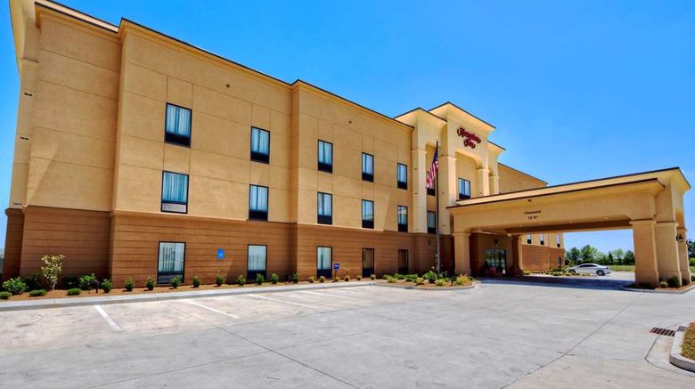 <b>Hampton Inn Indianola Exterior</b>. Images powered by <a href="https://iceportal.shijigroup.com/" title="IcePortal" target="_blank">IcePortal</a>.