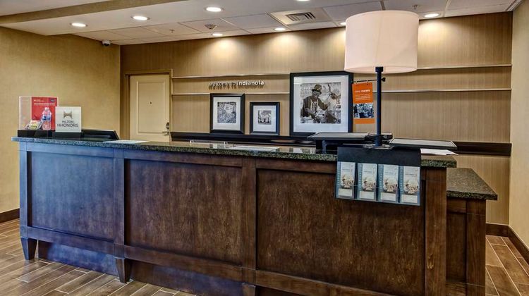Hampton Inn Indianola Lobby