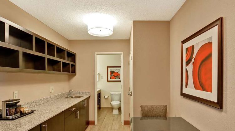 Doubletree by Hilton Hattiesburg Room