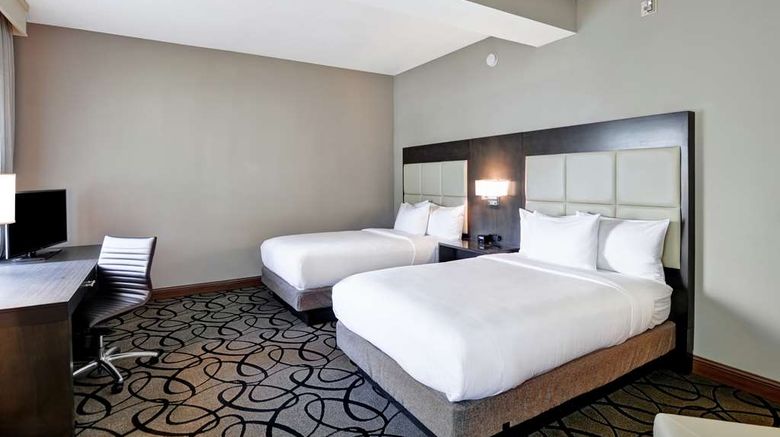 <b>Doubletree by Hilton Hattiesburg Room</b>. Images powered by <a href="https://iceportal.shijigroup.com/" title="IcePortal" target="_blank">IcePortal</a>.