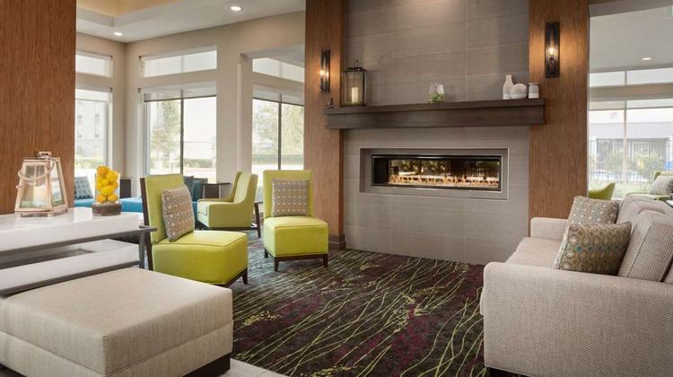 Hilton Garden Inn Houston-Baytown Lobby