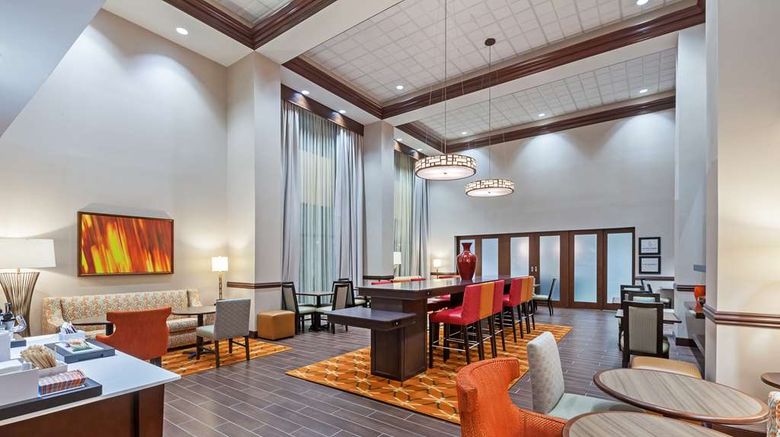 <b>Hampton Inn/Stes Houston I-10 West Park Restaurant</b>. Images powered by <a href="https://iceportal.shijigroup.com/" title="IcePortal" target="_blank">IcePortal</a>.