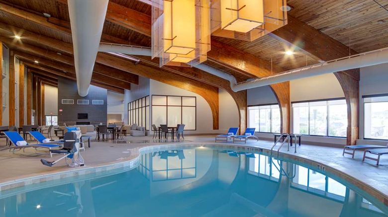 <b>DoubleTree by Hilton Harrisonburg Pool</b>. Images powered by <a href="https://iceportal.shijigroup.com/" title="IcePortal" target="_blank">IcePortal</a>.