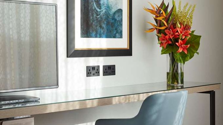 DoubleTree by Hilton Hull Room