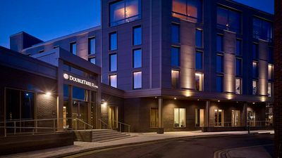 DoubleTree by Hilton Hull