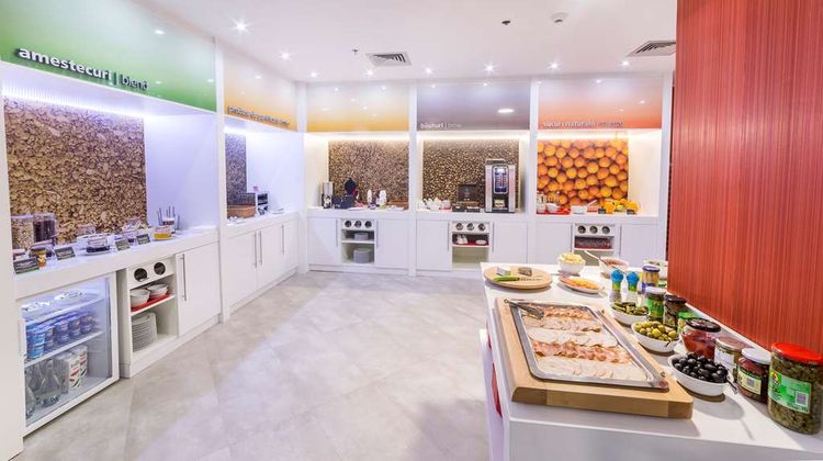 Hampton by Hilton Iasi Restaurant