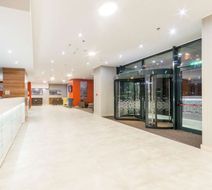 Hampton by Hilton Iasi Lobby