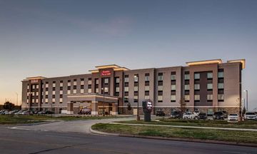 Hampton Inn & Suites Wichita/Airport