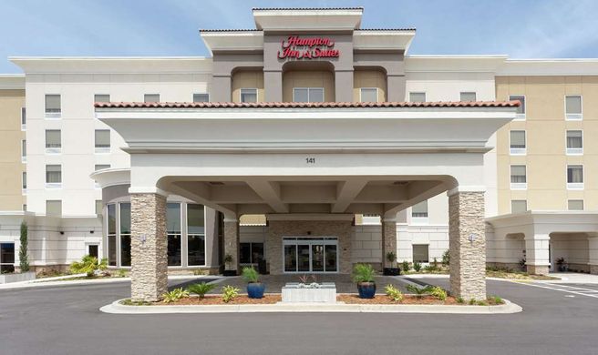 Hampton Inn & Suites Jacksonville/Orange Exterior