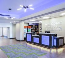 Hampton Inn & Suites Jacksonville/Orange Lobby
