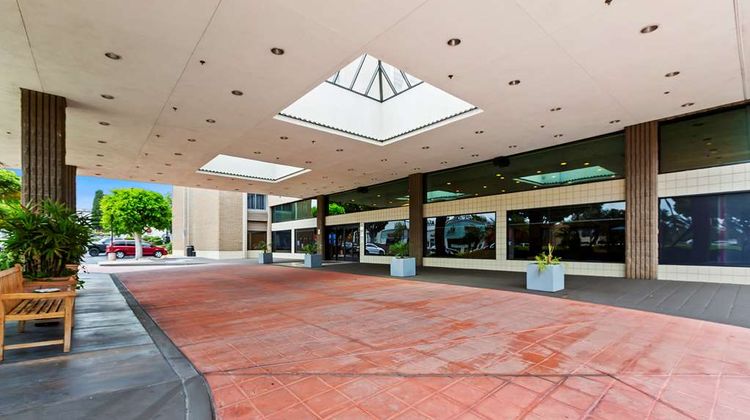 DoubleTree by Hilton Whittier LosAngeles Exterior