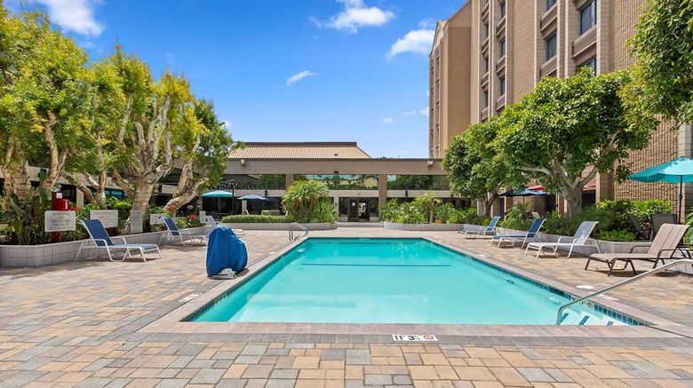 <b>DoubleTree by Hilton Whittier LosAngeles Pool</b>. Images powered by <a href="https://iceportal.shijigroup.com/" title="IcePortal" target="_blank">IcePortal</a>.