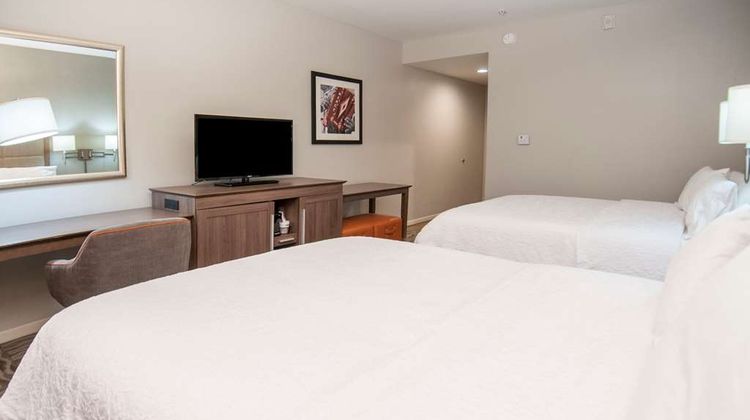 Hampton Inn Opelousas Room