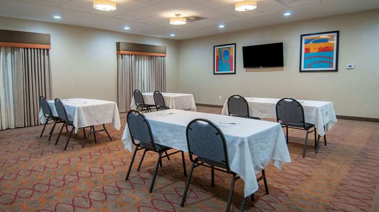 <b>Hampton Inn Opelousas Meeting</b>. Images powered by <a href="https://iceportal.shijigroup.com/" title="IcePortal" target="_blank">IcePortal</a>.