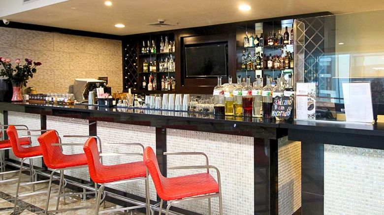 <b>Hilton Garden Inn Lima Surco Restaurant</b>. Images powered by <a href="https://iceportal.shijigroup.com/" title="IcePortal" target="_blank">IcePortal</a>.