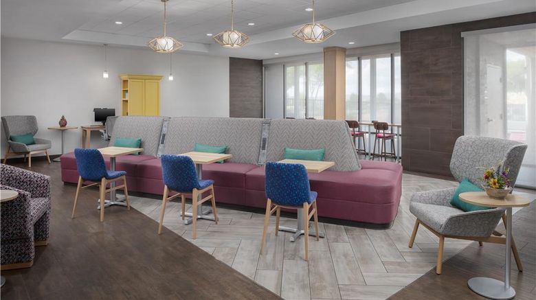 <b>Home2 Suites by Hilton Las Cruces Lobby</b>. Images powered by <a href="https://iceportal.shijigroup.com/" title="IcePortal" target="_blank">IcePortal</a>.