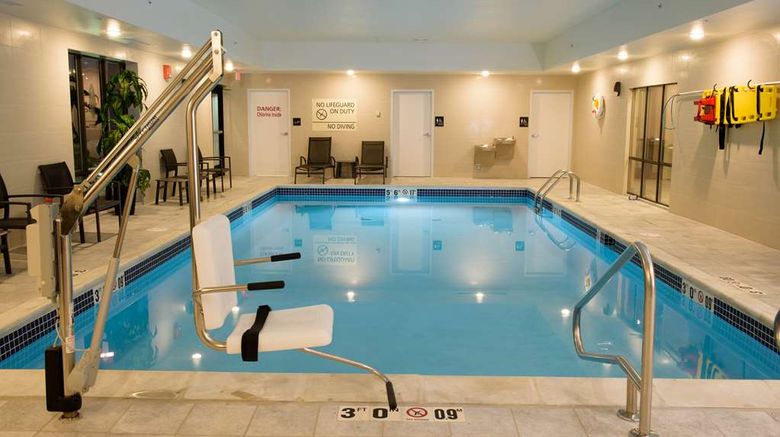 <b>Hampton Inn & Suites Bay City Pool</b>. Images powered by <a href="https://iceportal.shijigroup.com/" title="IcePortal" target="_blank">IcePortal</a>.