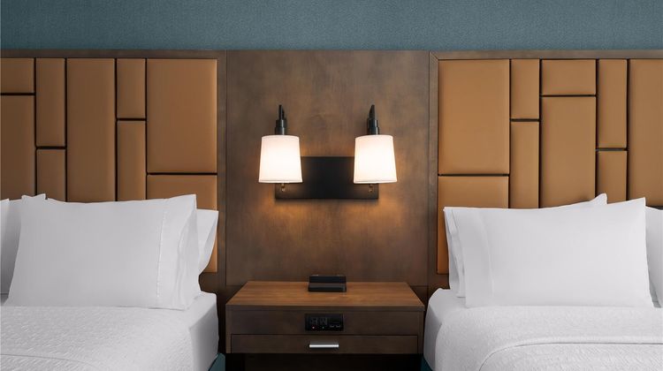 Hampton Inn & Suites Memphis Germantown Room