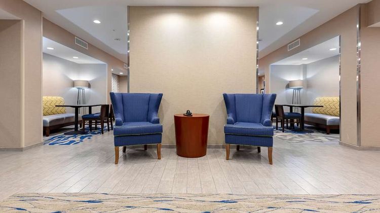 Hampton Inn Wetumpka Lobby