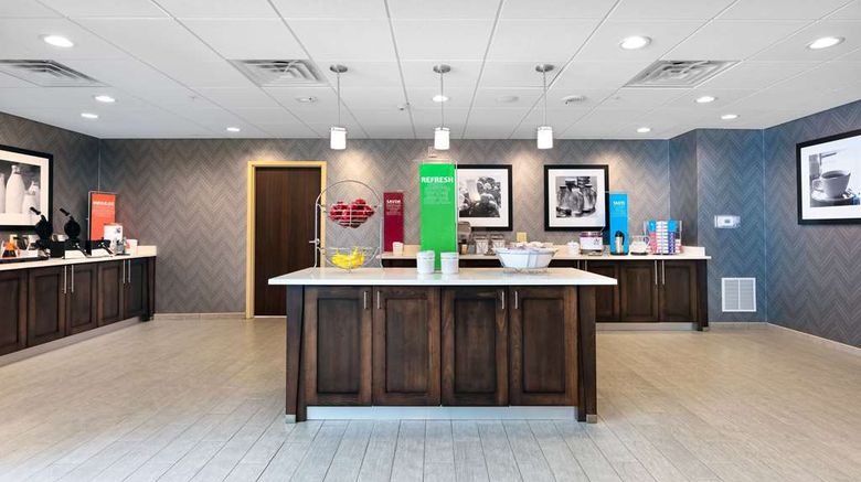<b>Hampton Inn Wetumpka Restaurant</b>. Images powered by <a href="https://iceportal.shijigroup.com/" title="IcePortal" target="_blank">IcePortal</a>.