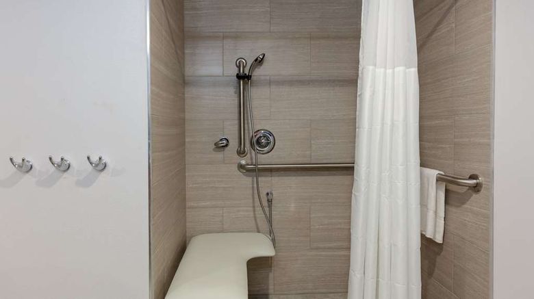 <b>Hampton Inn Wetumpka Room</b>. Images powered by <a href="https://iceportal.shijigroup.com/" title="IcePortal" target="_blank">IcePortal</a>.