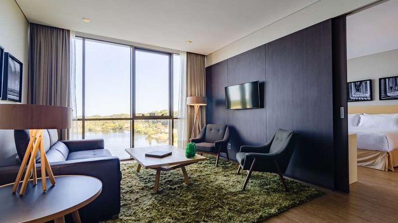 <b>Hampton by Hilton Montevideo Carrasco Room</b>. Images powered by <a href="https://iceportal.shijigroup.com/" title="IcePortal" target="_blank">IcePortal</a>.