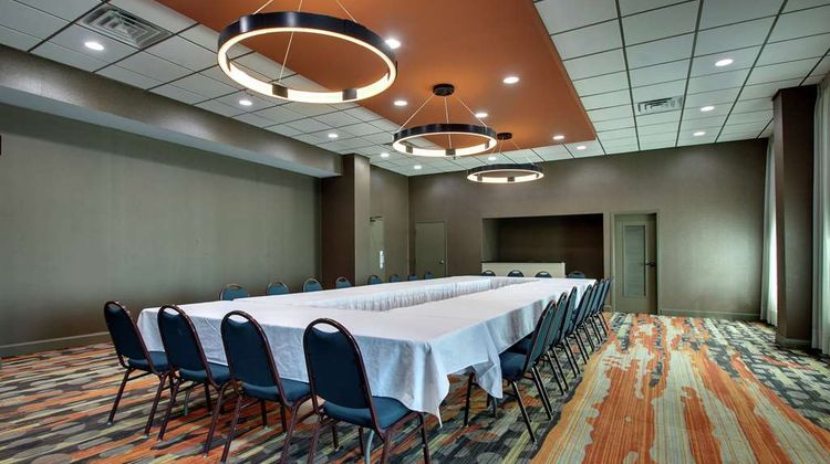 DoubleTree by Hilton Mt Vernon Meeting