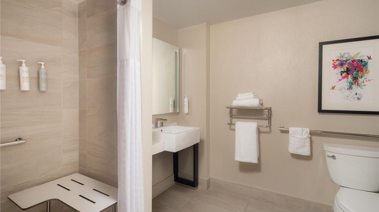 Embassy Suites Manhattan Times Square Room