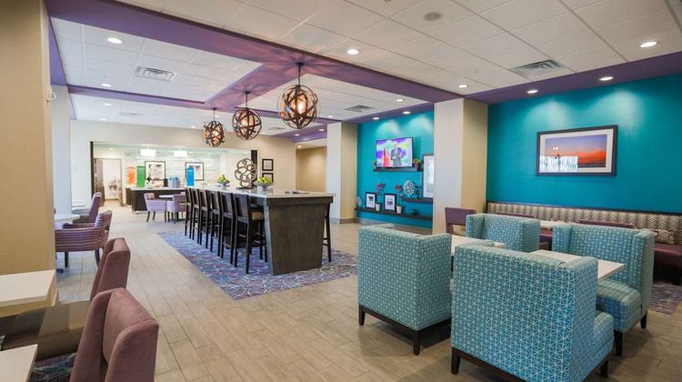 Hampton Inn El Reno Lobby