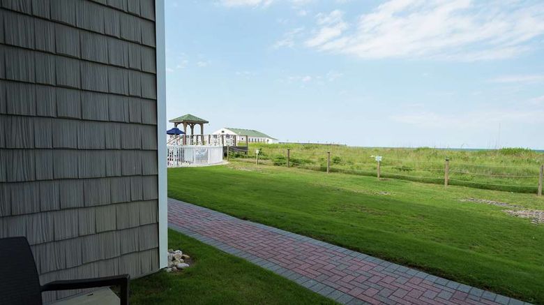 <b>Hilton Garden Inn Outer Banks/Kitty Hawk Room</b>. Images powered by <a href="https://iceportal.shijigroup.com/" title="IcePortal" target="_blank">IcePortal</a>.
