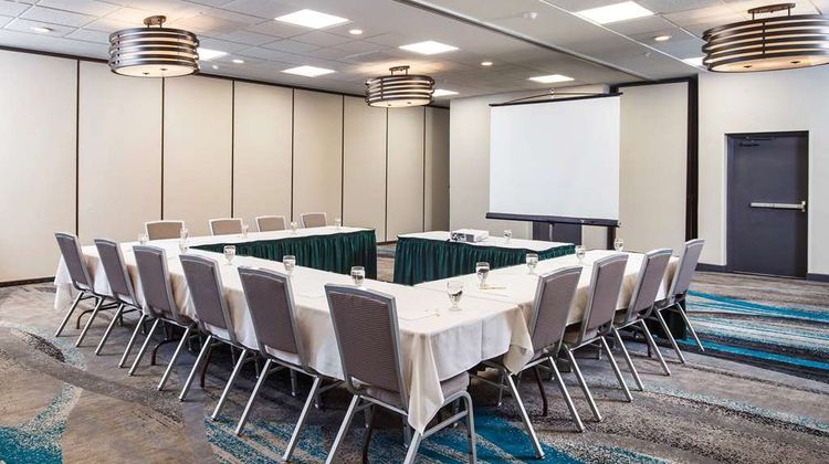 DoubleTree by Hilton Neenah Meeting