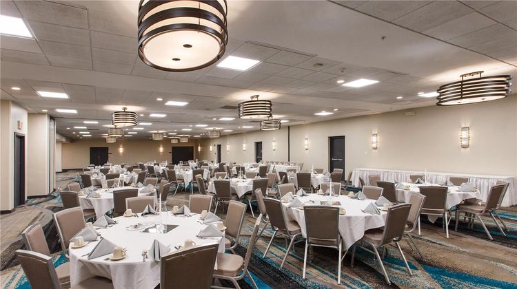 DoubleTree by Hilton Neenah Meeting