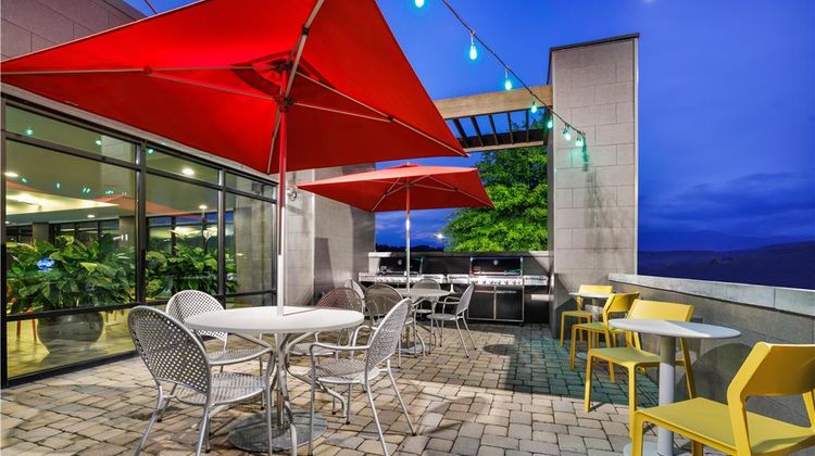 Home2 Suites by Hilton Pigeon Forge Exterior