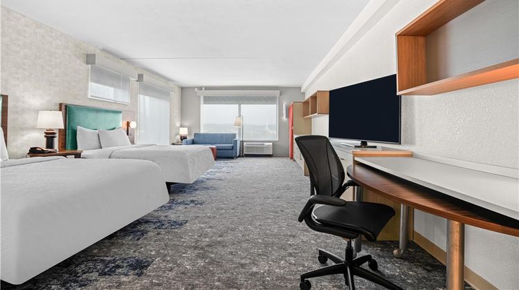Home2 Suites by Hilton Pigeon Forge Room