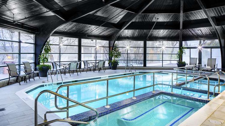 Desmond Hotel Malvern, a Doubletree Pool