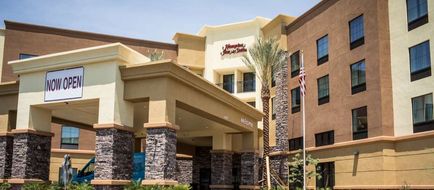 Hampton Inn/Suites Tempe/Phoenix Airport Exterior