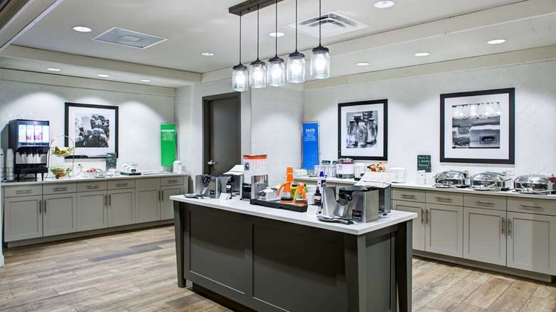 <b>Hampton Inn & Stes-Pittsburg KS Crossing Restaurant</b>. Images powered by <a href="https://iceportal.shijigroup.com/" title="IcePortal" target="_blank">IcePortal</a>.