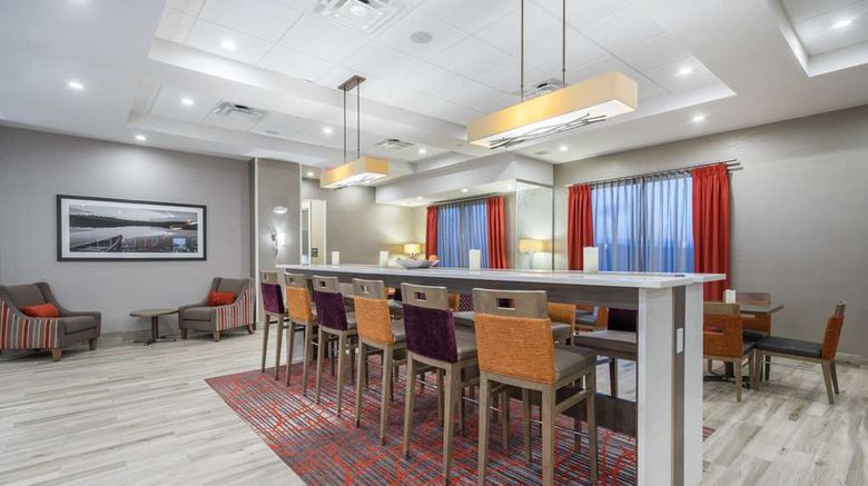 <b>Hampton Inn by Hilton Oxford Lobby</b>. Images powered by <a href="https://iceportal.shijigroup.com/" title="IcePortal" target="_blank">IcePortal</a>.