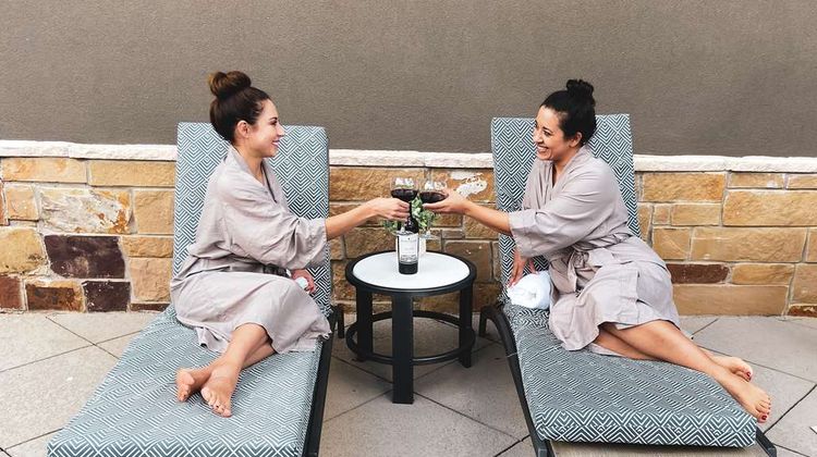 Embassy Suites San Antonio Brooks Hotel Recreation