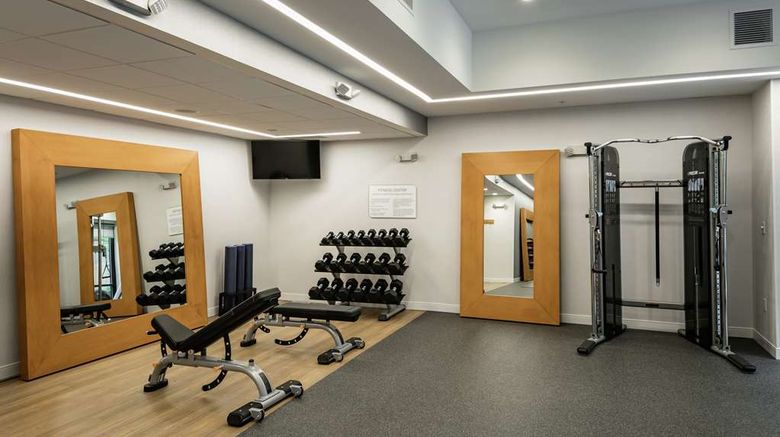 <b>Hilton Garden Inn Bellevue Downtown Health</b>. Images powered by <a href="https://iceportal.shijigroup.com/" title="IcePortal" target="_blank">IcePortal</a>.